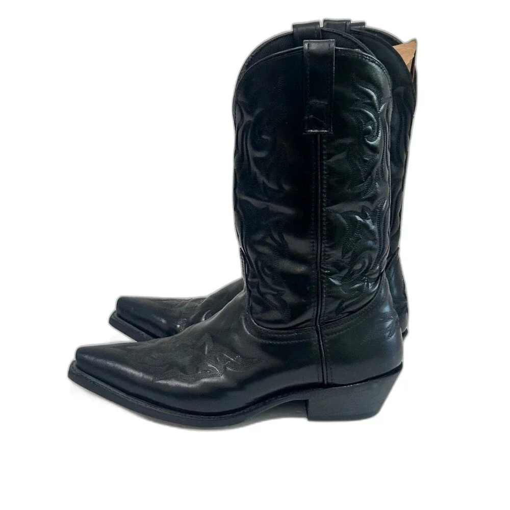 Laredo Hawk Western Cowboy Boots Men’s Size 10D Snip Toe. Color Black.